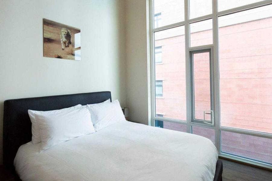 Mayfair Luxe Suites Premium By Corporate Stays Edmonton Zewnętrze zdjęcie