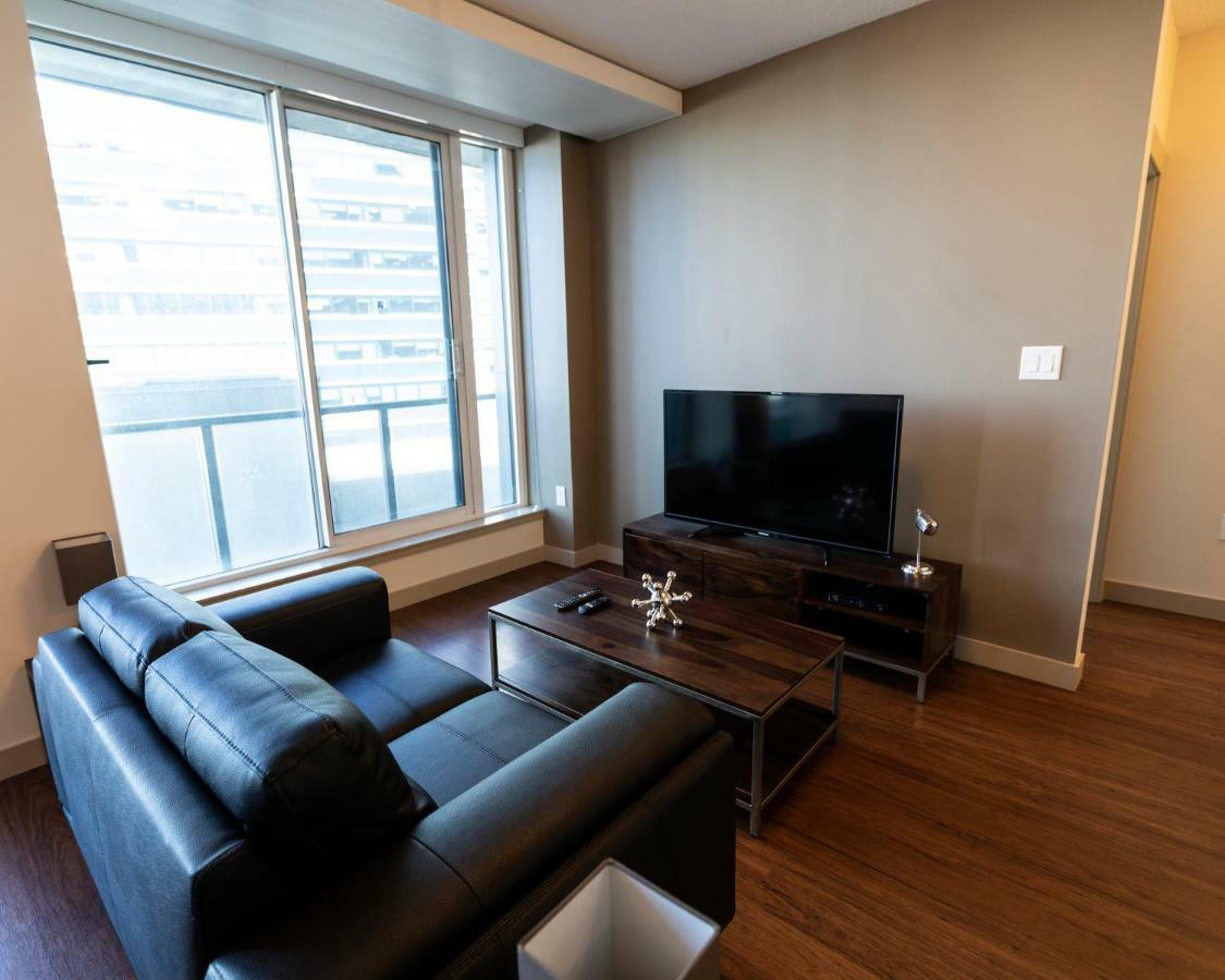Mayfair Luxe Suites Premium By Corporate Stays Edmonton Zewnętrze zdjęcie